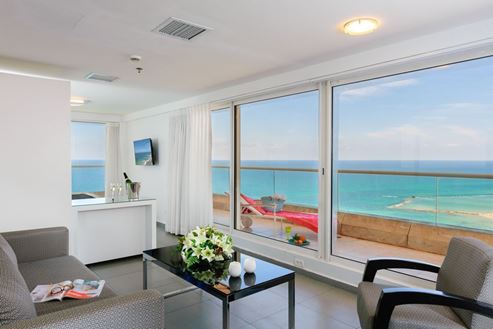 Leonardo Suite Bat-Yam