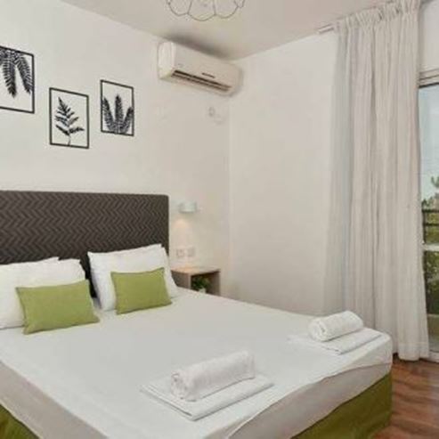 Eilon TravelHotel