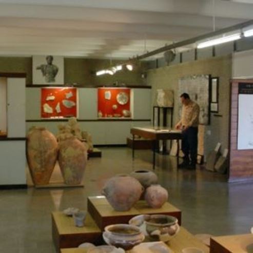מוזיאון לארכיאולוגיה אזורית וים תיכונית בגן הלאומי