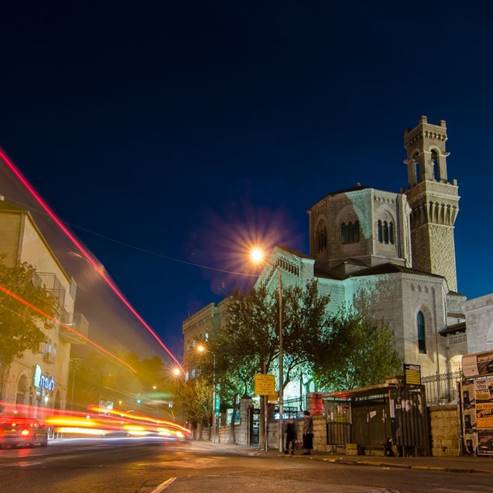 El Barrio de las "Cien Puertas"