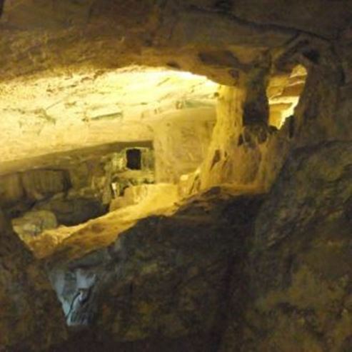 La grotte de Sédécias