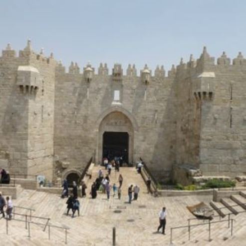 La place romaine à l’entrée de la porte de Damas