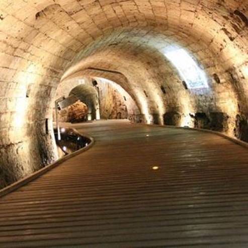 Тунель тамплієрів в Акко
