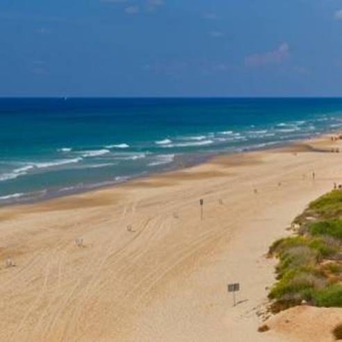 Getrennter Strand Herzliya