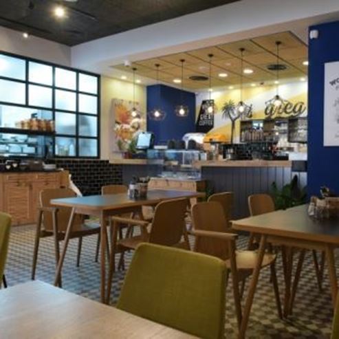 Cafe Greg Spring Square, Nazareth